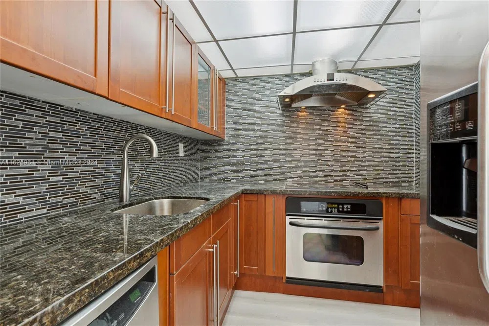 1200 West Ave #515 Miami Beach, FL 33139