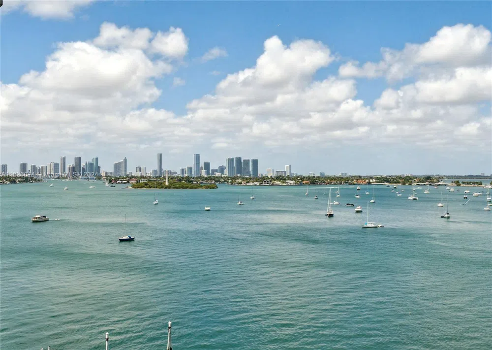 1000 West Ave #821 Miami Beach, FL 33139