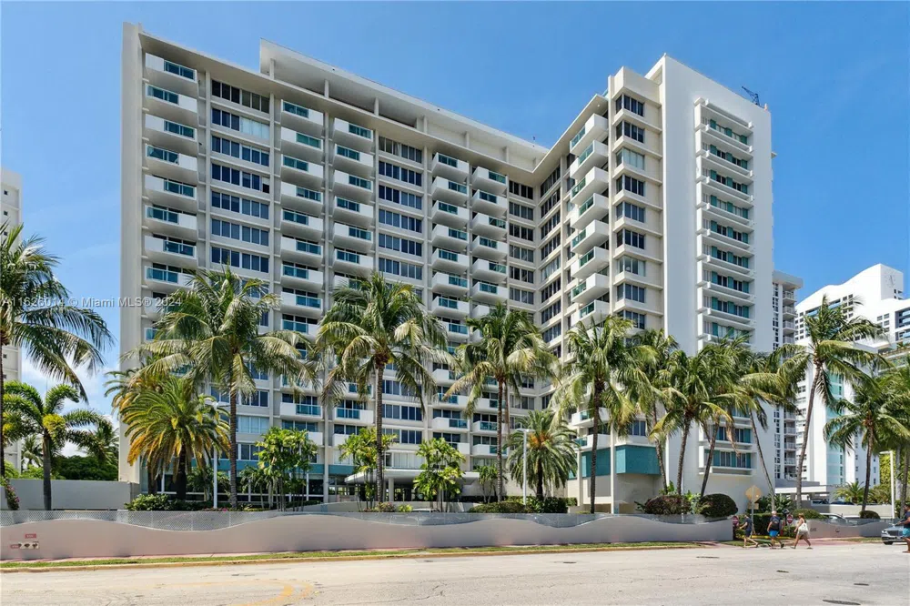 1000 West Ave #821 Miami Beach, FL 33139
