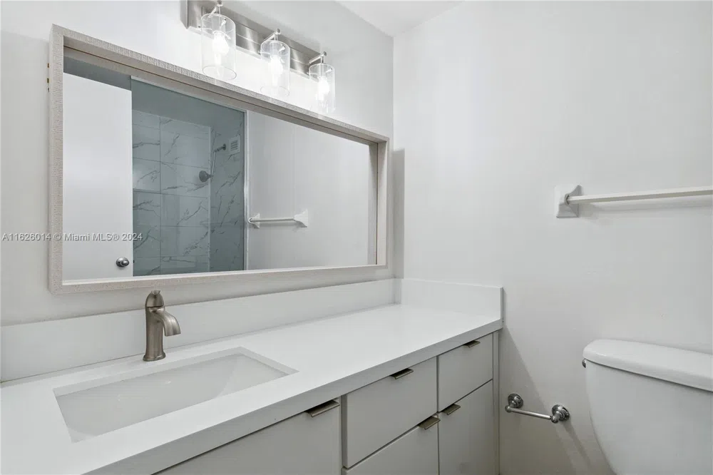 1000 West Ave #821 Miami Beach, FL 33139