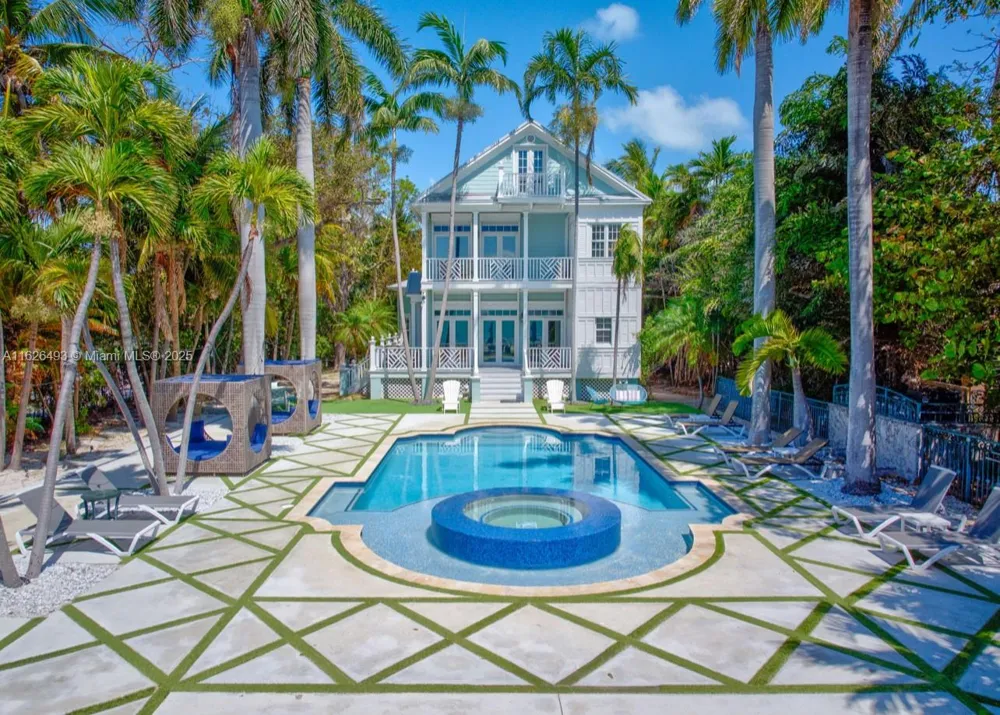 75761 Overseas Hwy Islamorada, FL 33036
