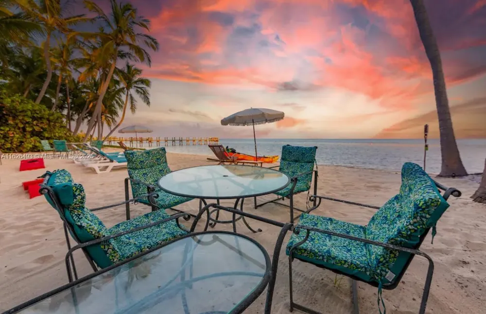 75761 Overseas Hwy Islamorada, FL 33036