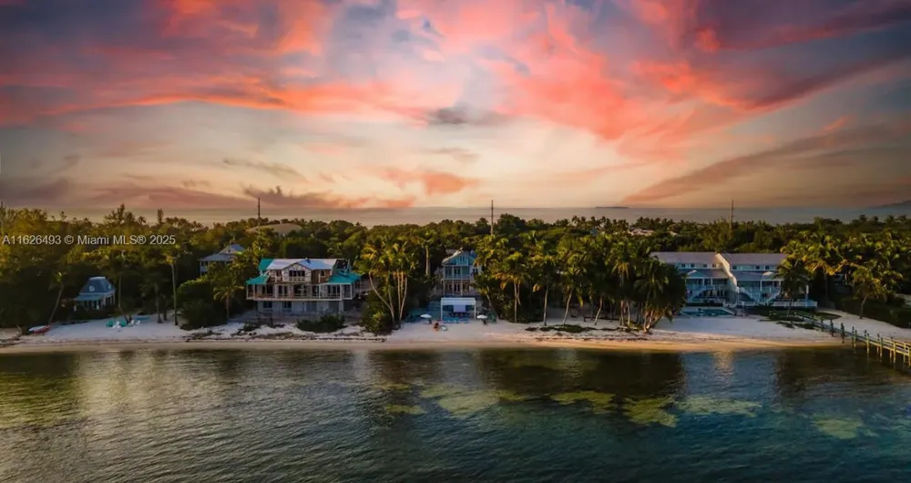 75761 Overseas Hwy Islamorada, FL 33036