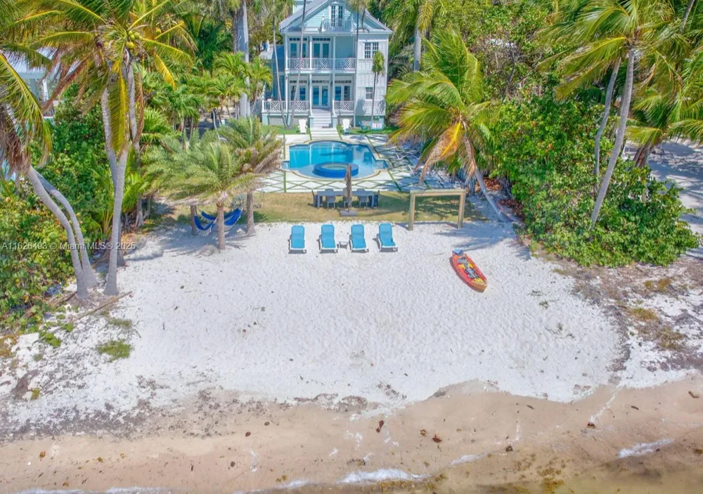 75761 Overseas Hwy Islamorada, FL 33036