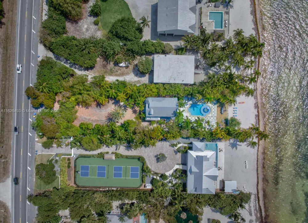 75761 Overseas Hwy Islamorada, FL 33036