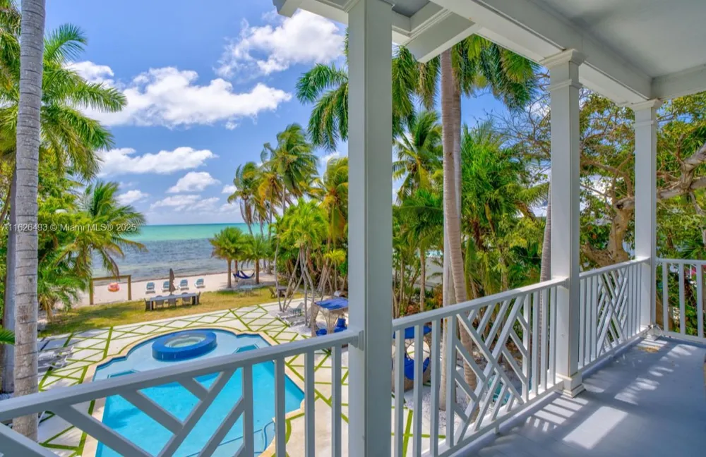 75761 Overseas Hwy Islamorada, FL 33036