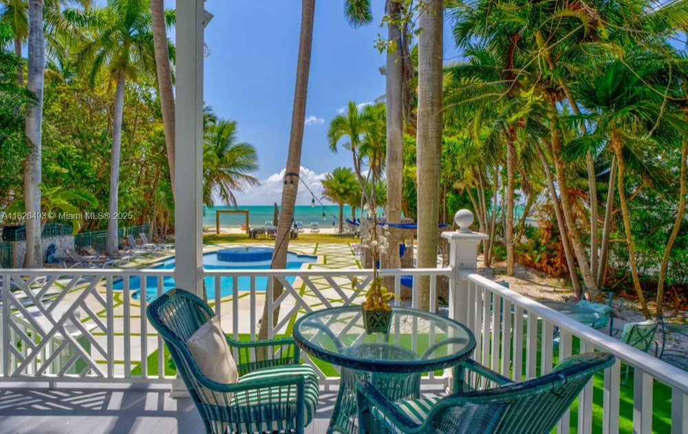 75761 Overseas Hwy Islamorada, FL 33036