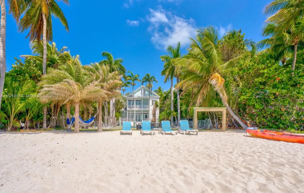 75761 Overseas Hwy Islamorada, FL 33036