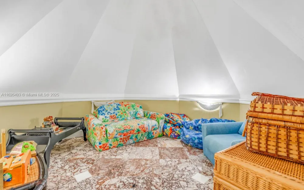 75761 Overseas Hwy Islamorada, FL 33036