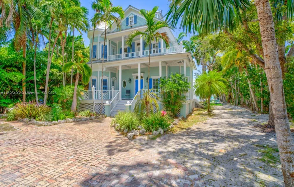 75761 Overseas Hwy Islamorada, FL 33036