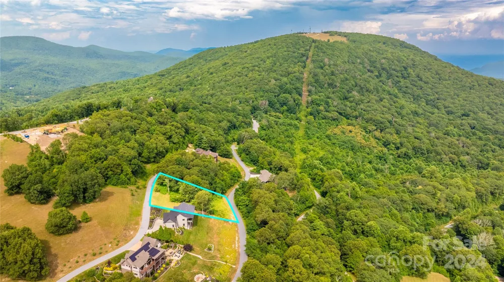 00000 Summerset Drive #84 Hendersonville, NC 28792