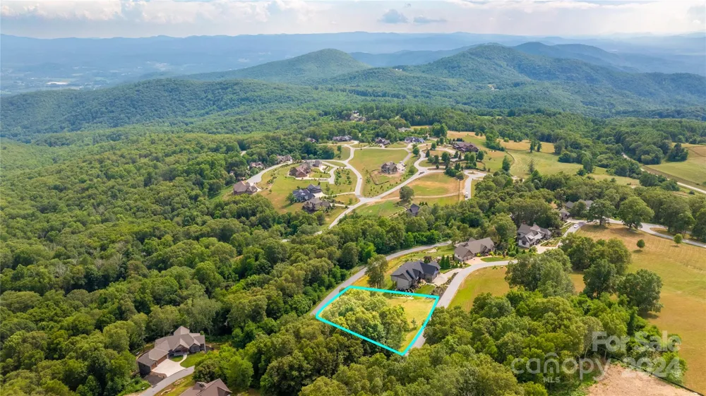 00000 Summerset Drive #84 Hendersonville, NC 28792