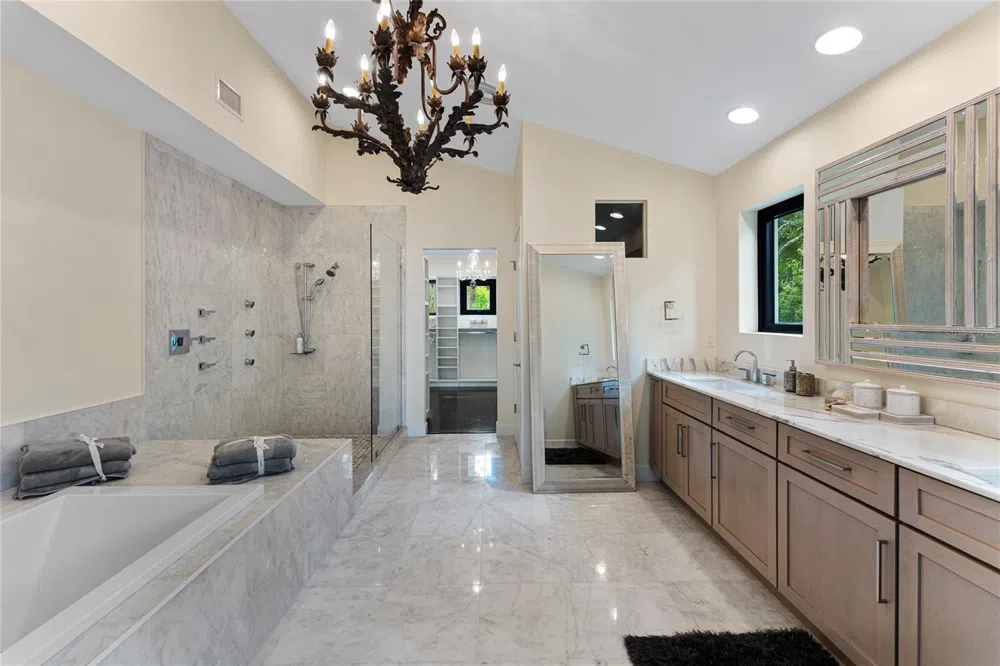 200 JOHN ANDERSON DRIVE Ormond Beach, FL 32176