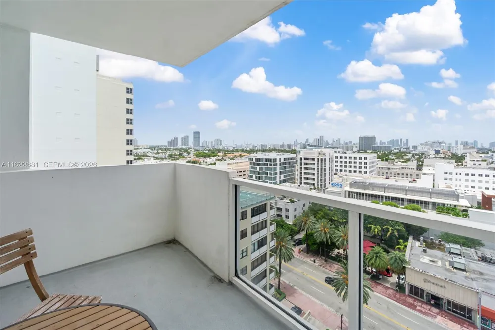 100 Lincoln Rd #1422 Miami Beach, FL 33139