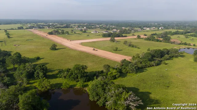 10270 Panther Creek Drive Iola, TX 77861