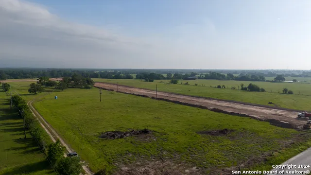 10270 Panther Creek Drive Iola, TX 77861