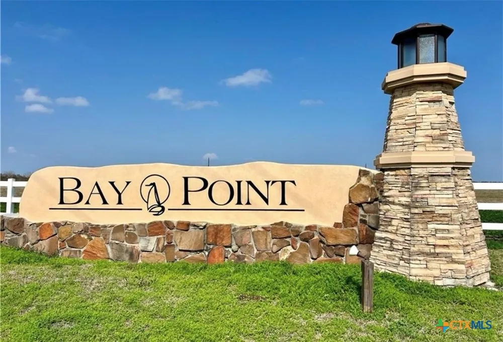 37 Bay Point Drive Port Lavaca, TX 77979