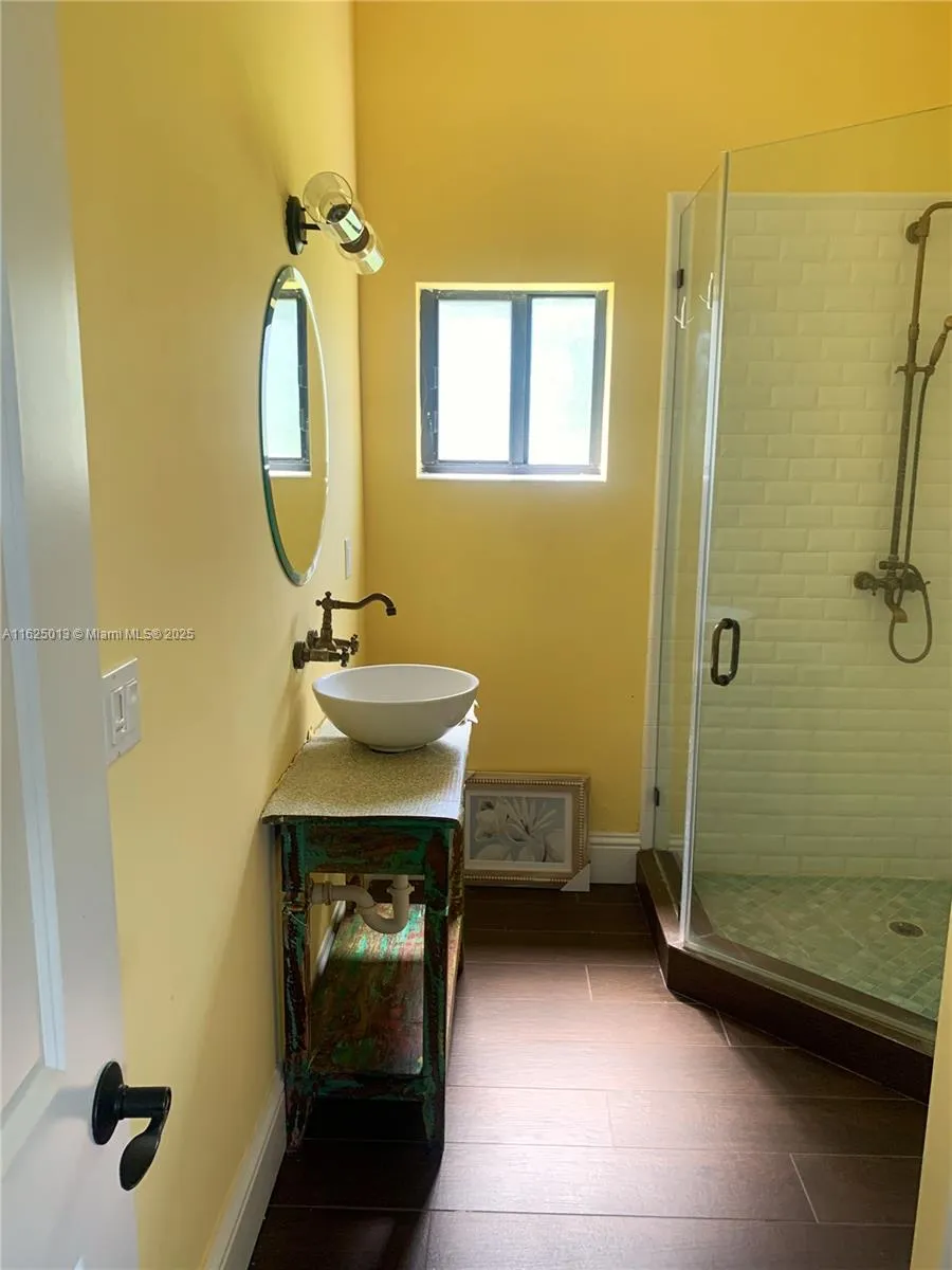 22750 SW 154th ave Miami, FL 33170