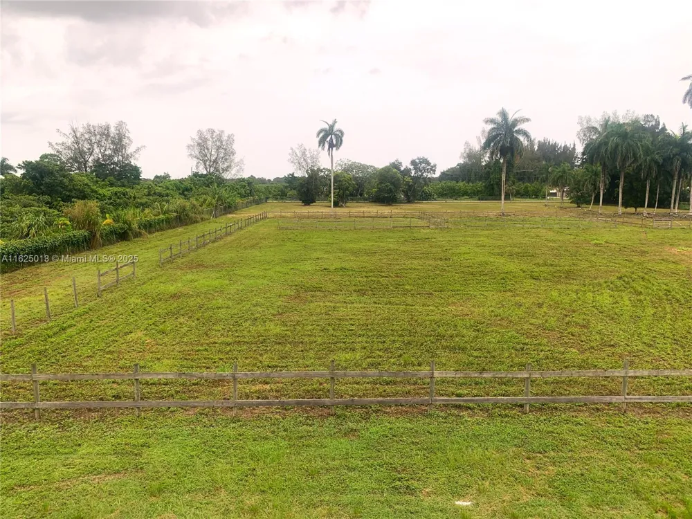 22750 SW 154th ave Miami, FL 33170