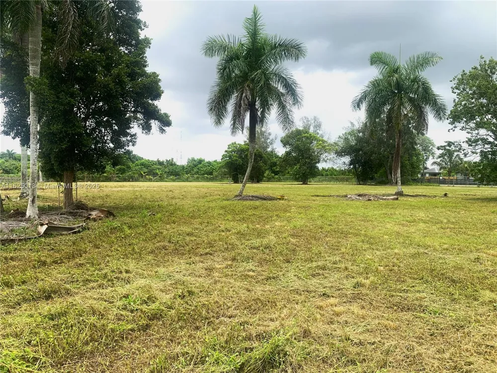 22750 SW 154th ave Miami, FL 33170