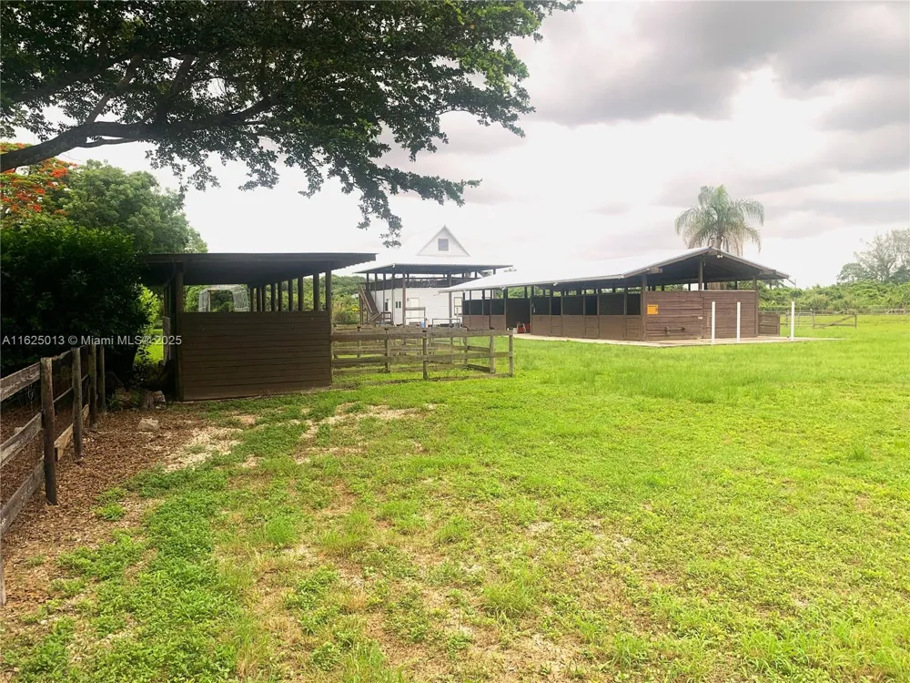 22750 SW 154th ave Miami, FL 33170