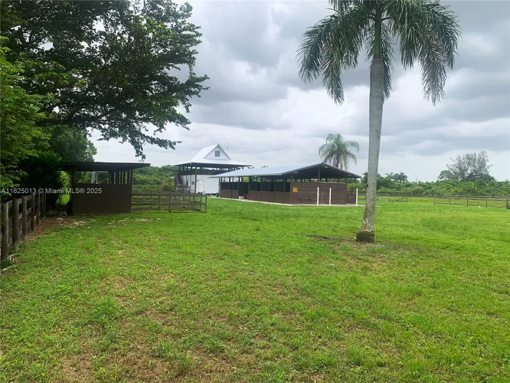 22750 SW 154th ave Miami, FL 33170