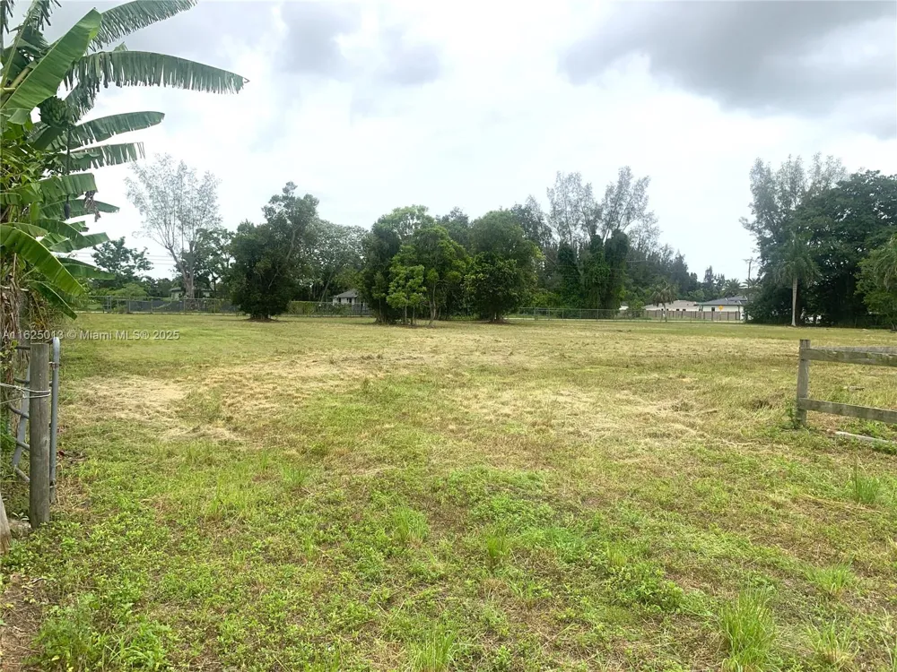22750 SW 154th ave Miami, FL 33170