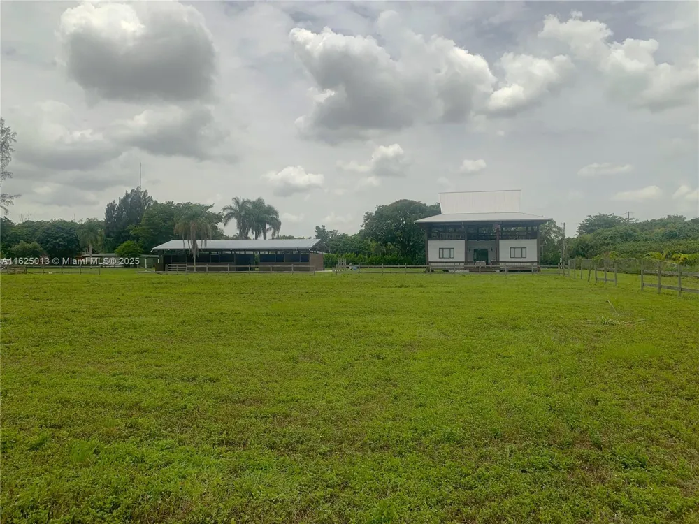 22750 SW 154th ave Miami, FL 33170