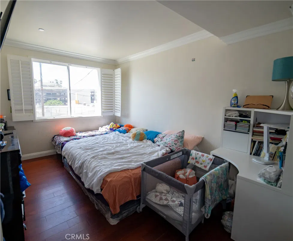 2021 Miramar Street Los Angeles, CA 90057
