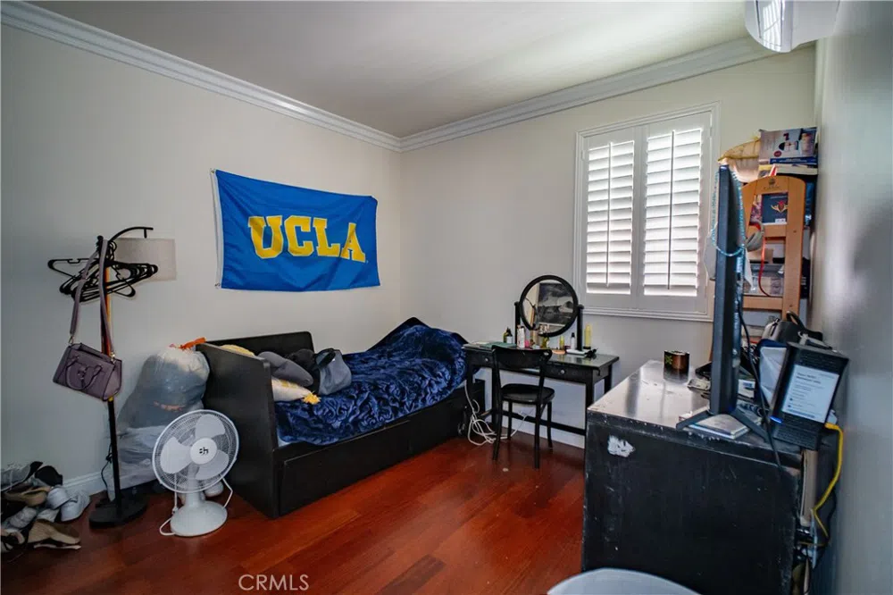 2021 Miramar Street Los Angeles, CA 90057