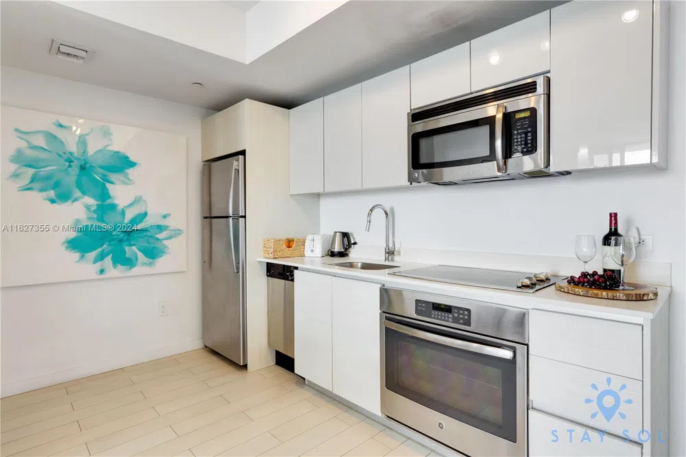 2602 E Hallandale Beach Blvd #R2009 Hallandale Beach, FL 33009