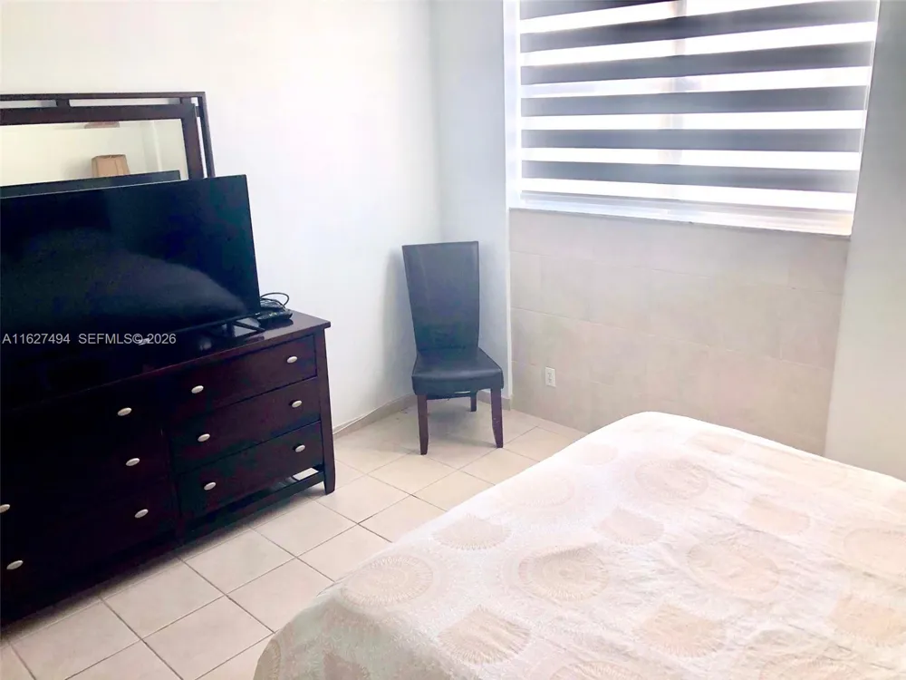 3801 S OCEAN DR #10H Hollywood, FL 33019