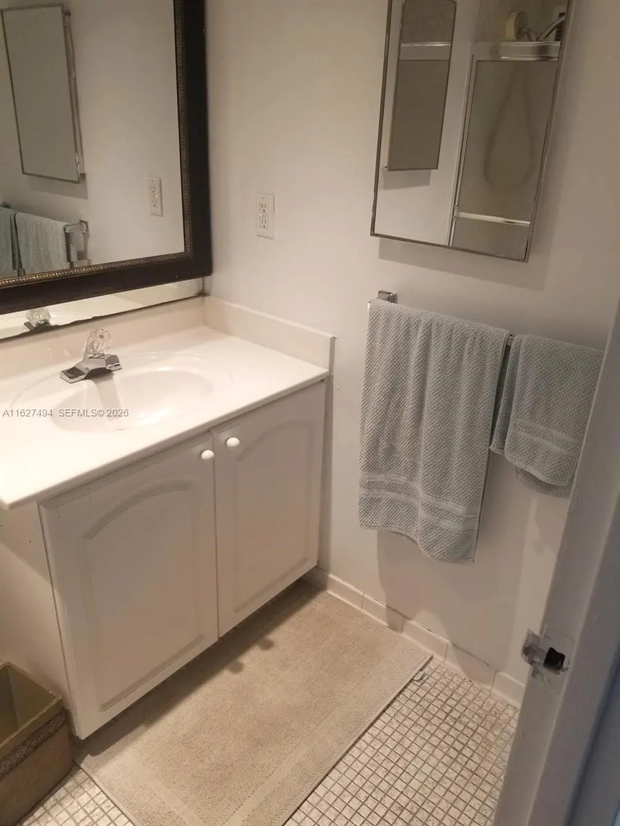 3801 S OCEAN DR #10H Hollywood, FL 33019