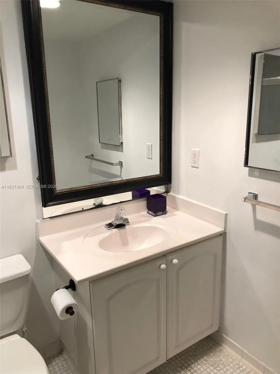 3801 S OCEAN DR #10H Hollywood, FL 33019
