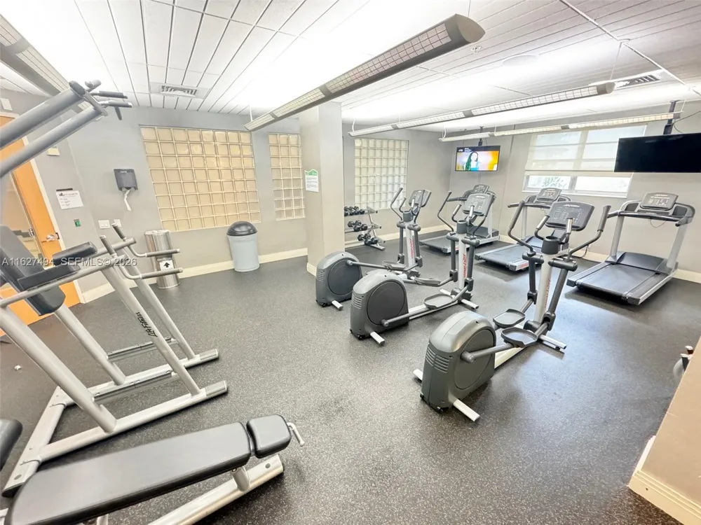 3801 S OCEAN DR #10H Hollywood, FL 33019