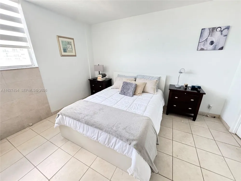 3801 S OCEAN DR #10H Hollywood, FL 33019