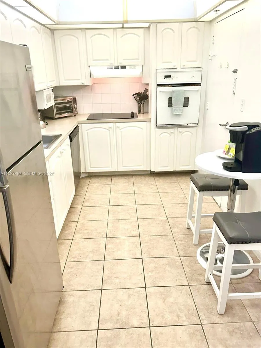 3801 S OCEAN DR #10H Hollywood, FL 33019