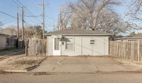 3104 Peoria Avenue