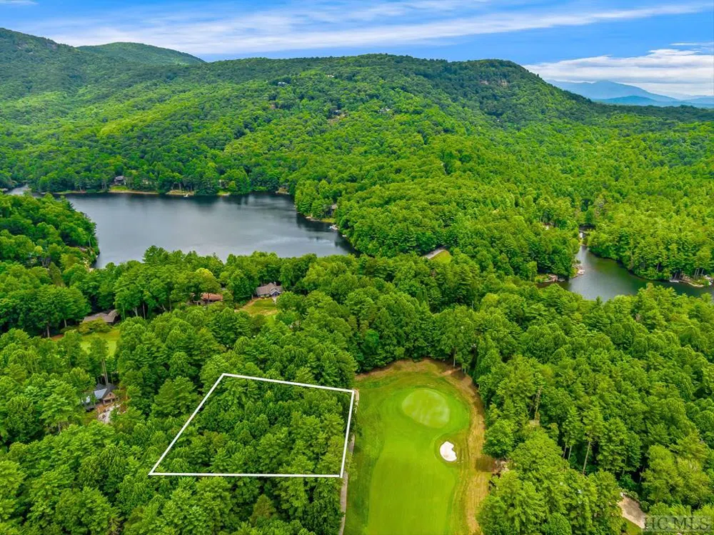 N 17 Mills Creek Trace Lake Toxaway, NC 28747