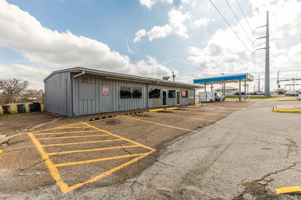 607 Old Temple Road Hewitt, TX 76643