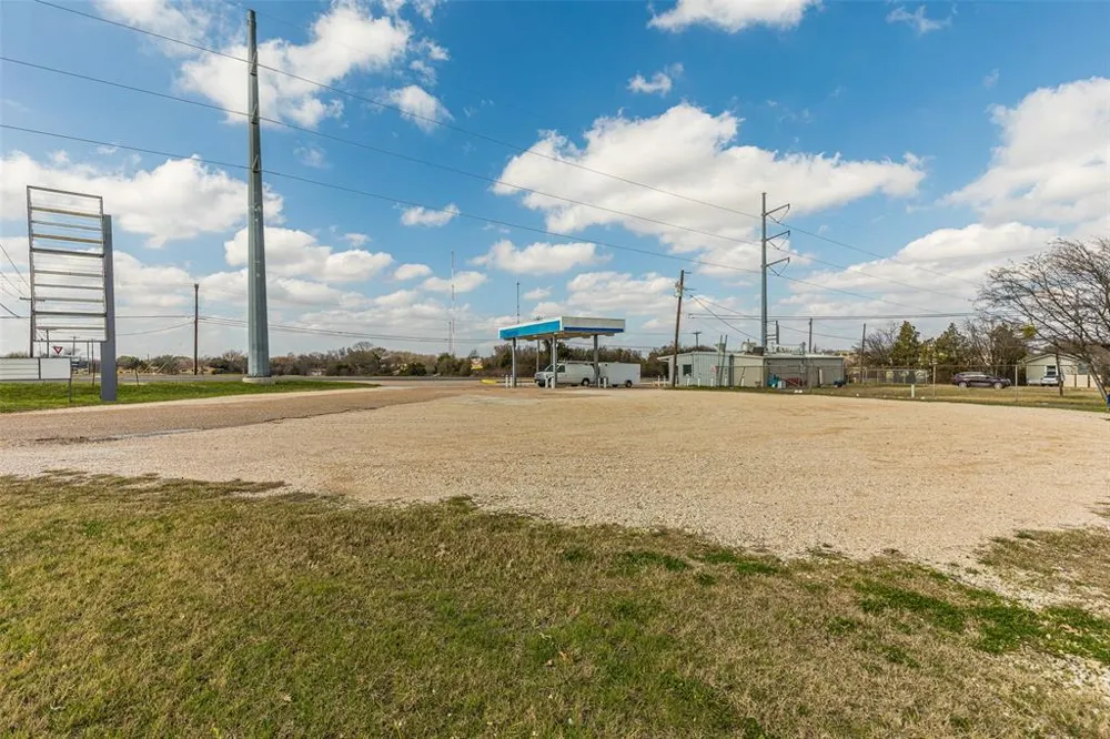 607 Old Temple Road Hewitt, TX 76643