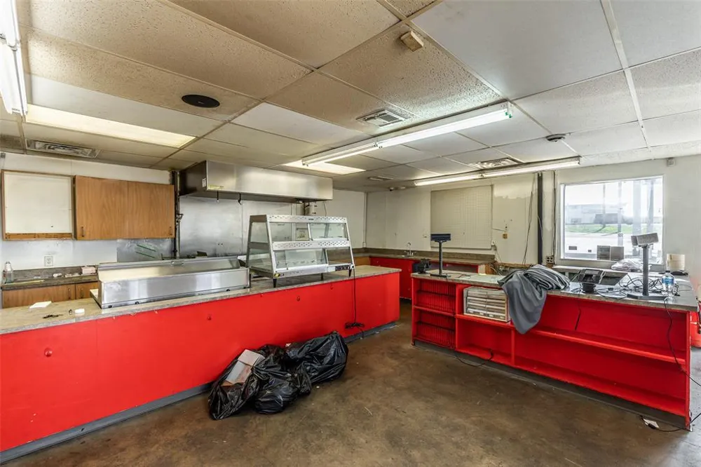 607 Old Temple Road Hewitt, TX 76643
