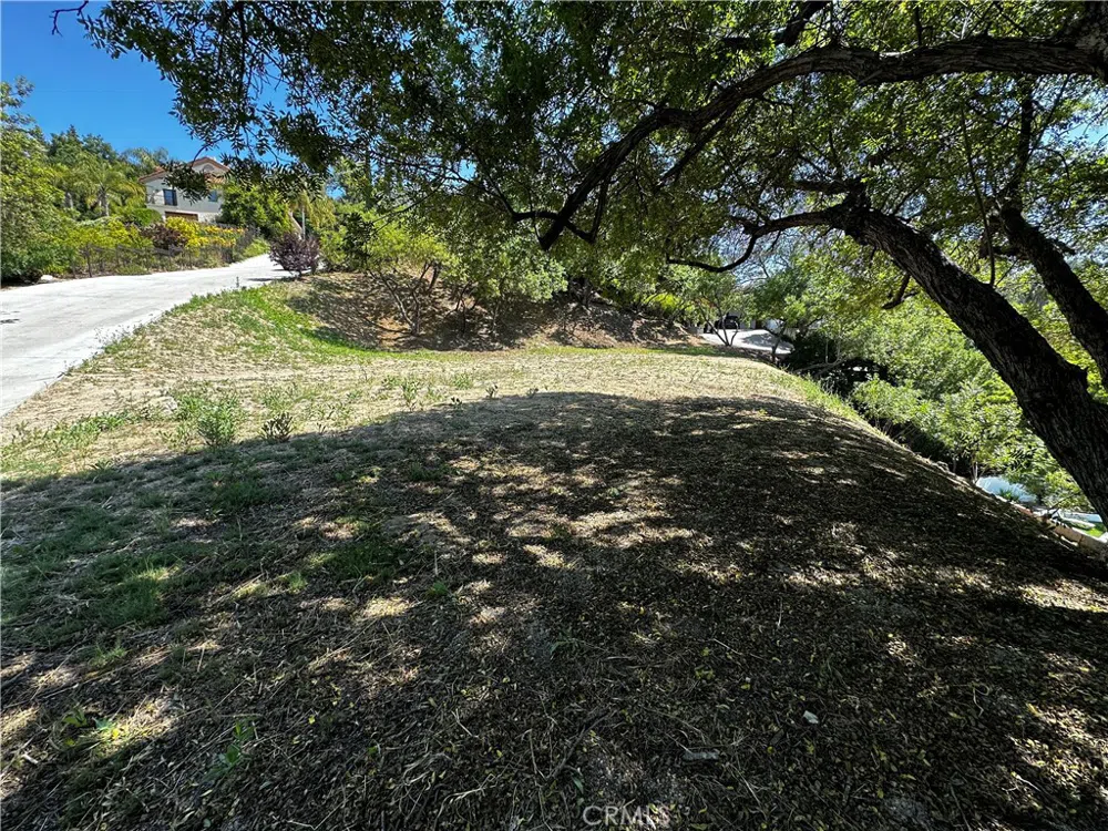 4632 Libbit Avenue Encino, CA 91436