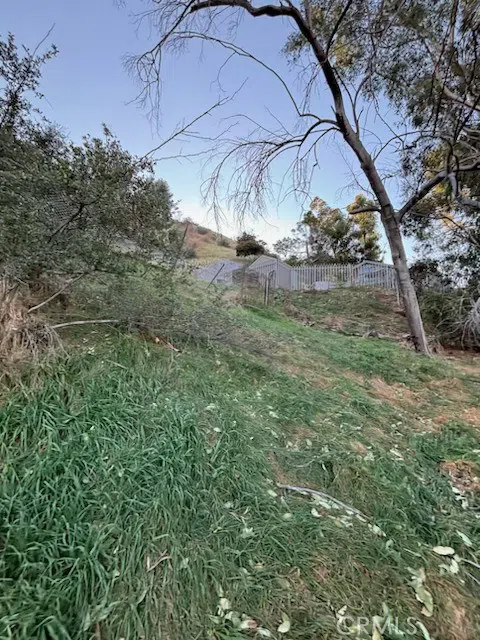 Santol Drive Sylmar, CA 91341