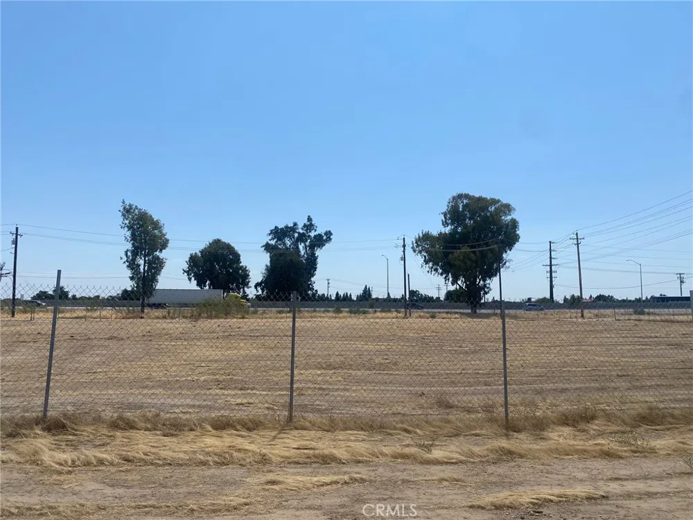 1883 Sycamore Avenue Atwater, CA 95301