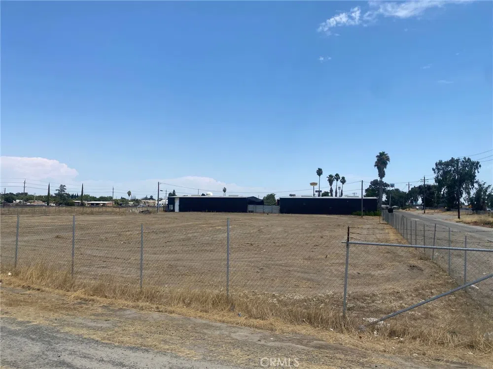 1883 Sycamore Avenue Atwater, CA 95301