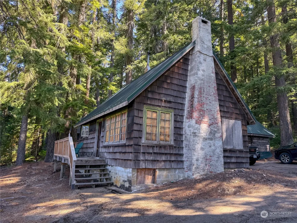 4061 FS RD 4832 Snoqualmie Pass, WA 98068