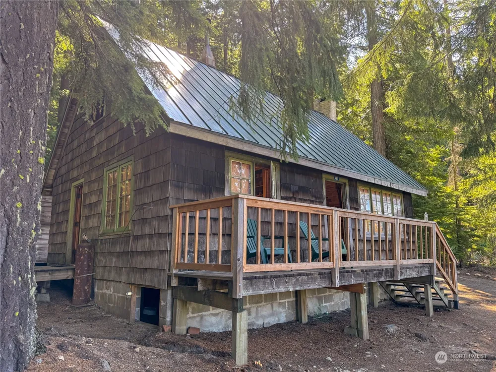 4061 FS RD 4832 Snoqualmie Pass, WA 98068