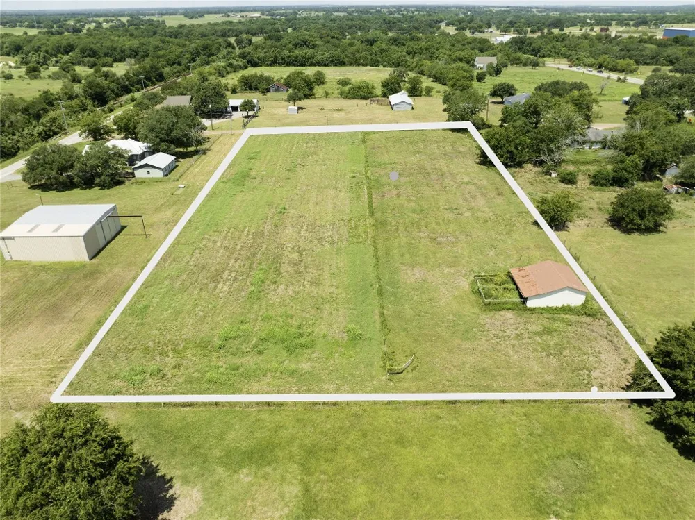 215 Old Highway 90 Loop Schulenburg, TX 78956