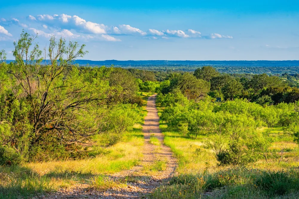 9738 E FM 1431 Marble Falls, TX 78654